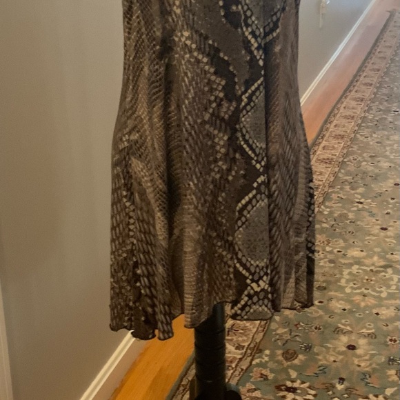 NWOT BANANA Blue tunic top size small - Picture 8 of 10